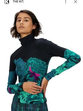 The Kit. Women’s Black Turtleneck Floral-Print Long Sleeve Top
